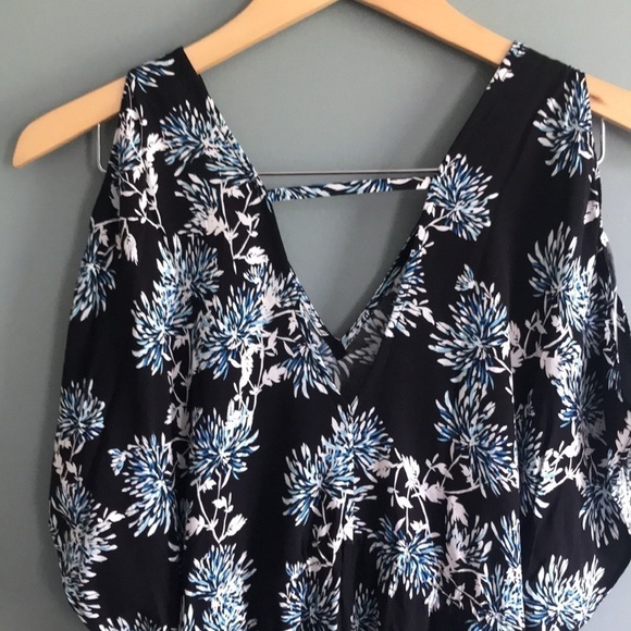 Thakoon Collective | floral flutter split sleeve bohemian maxi dress. Size 2 - Picture 8 of 10